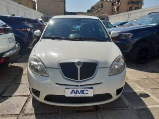 LANCIA Ypsilon 1.3 MJT 75 CV Versus