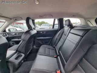 VOLVO V60 Cross Country usata, con Park Distance Control