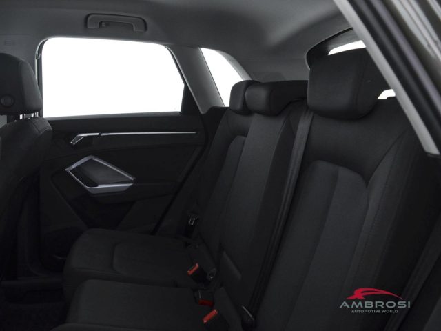 AUDI Q3 usata 9
