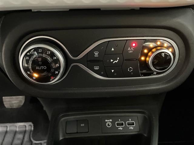 RENAULT Twingo usata, con Sensori di parcheggio posteriori