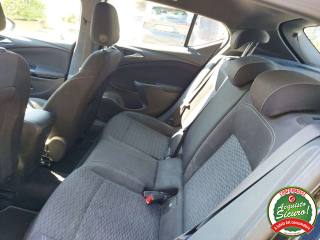 OPEL Astra usata, con Autoradio