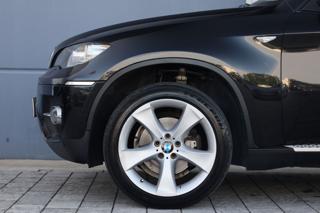 BMW X6 usata, con Sensori di parcheggio anteriori