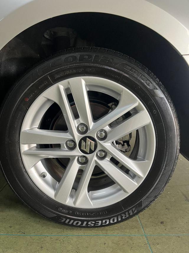SUZUKI Swace usata, con Autoradio digitale
