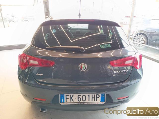 ALFA ROMEO Giulietta usata, con Autoradio