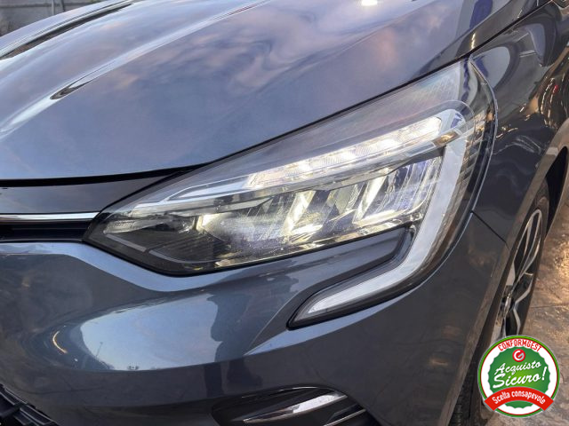 RENAULT Clio usata, con Sistema di navigazione
