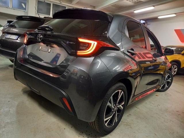 TOYOTA Yaris usata, con Autoradio