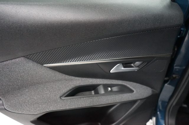 PEUGEOT 3008 usata, con Sensore di luce