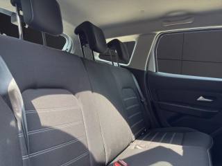 DACIA Duster usata, con Fari LED