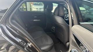 MERCEDES-BENZ E 220 usata, con Luci diurne LED