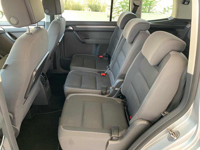 VOLKSWAGEN Touran usata, con Cronologia tagliandi