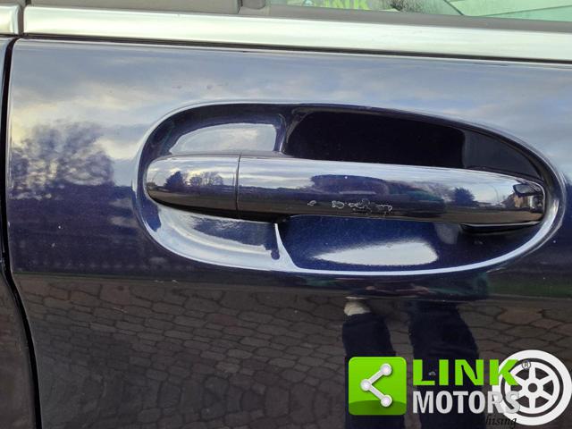 MERCEDES-BENZ V 250 usata, con Luci diurne