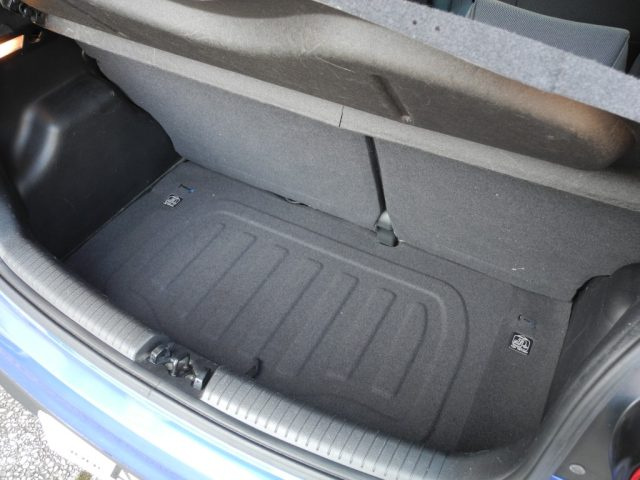 HYUNDAI i10 usata 43