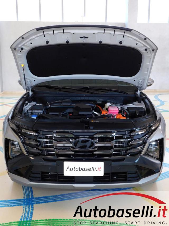 HYUNDAI Tucson usata, con Specchietto retrovisore con funzione antiabbagliamento
