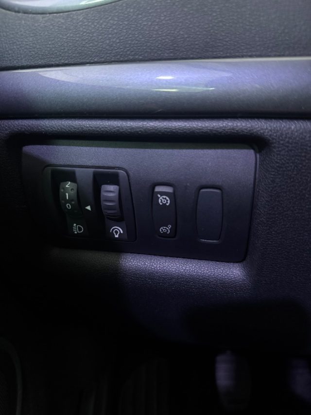 RENAULT Clio usata 17