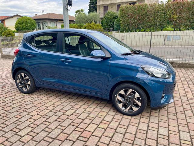 HYUNDAI i10 usata, con Airbag laterali