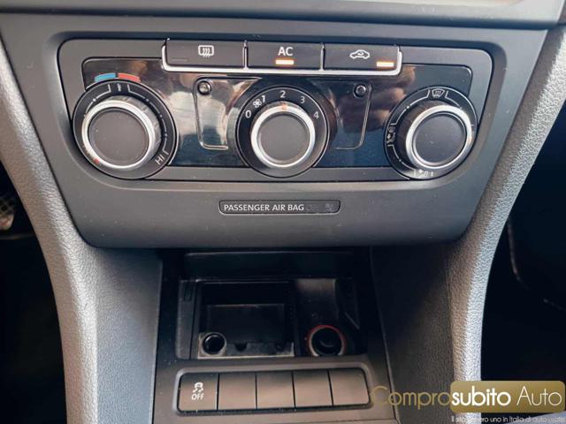 VOLKSWAGEN Golf usata, con Specchietti laterali elettrici