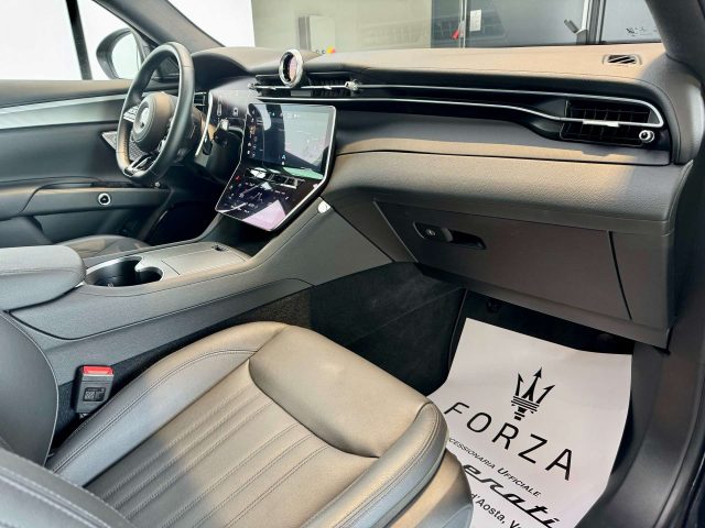 MASERATI Grecale usata, con Tettuccio apribile