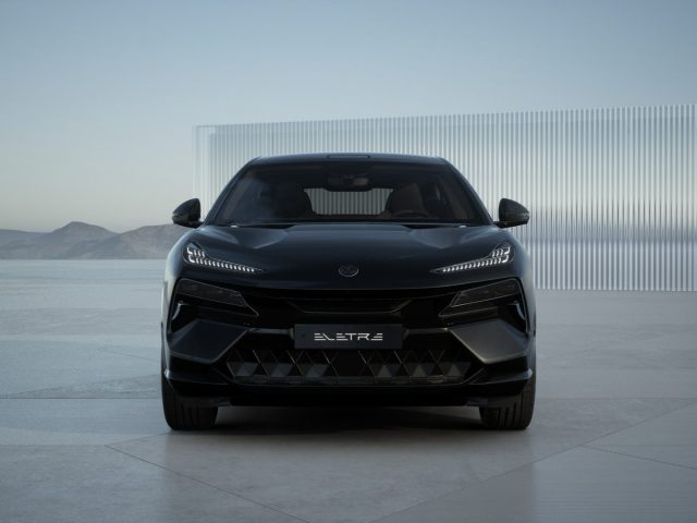 LOTUS Eletre usata, con Controllo trazione