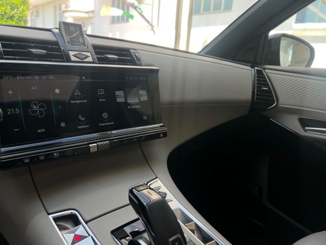 DS AUTOMOBILES DS 7 usata, con Riconoscimento dei segnali stradali