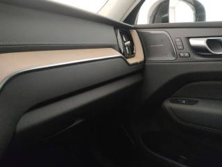 VOLVO XC60 usata, con Sedili riscaldati