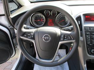 OPEL Astra usata, con Servosterzo