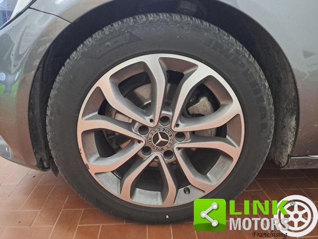 MERCEDES-BENZ C 200 usata 33