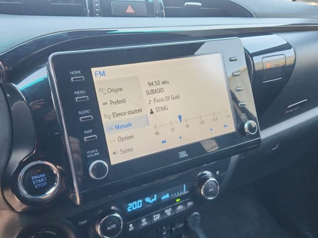 TOYOTA Hilux usata, con Park Distance Control