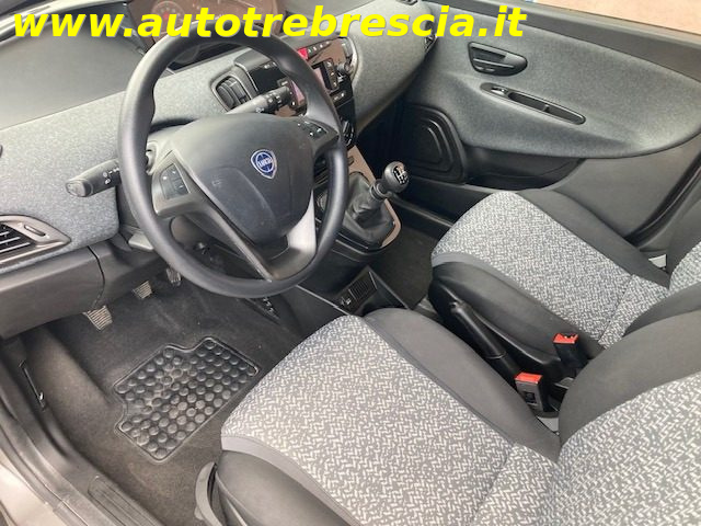 LANCIA Ypsilon usata, con Controllo trazione