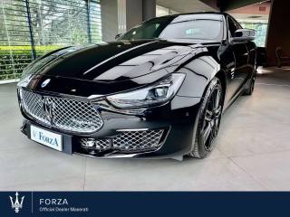 MASERATI Ghibli 330 CV Fragment Design Special Edition