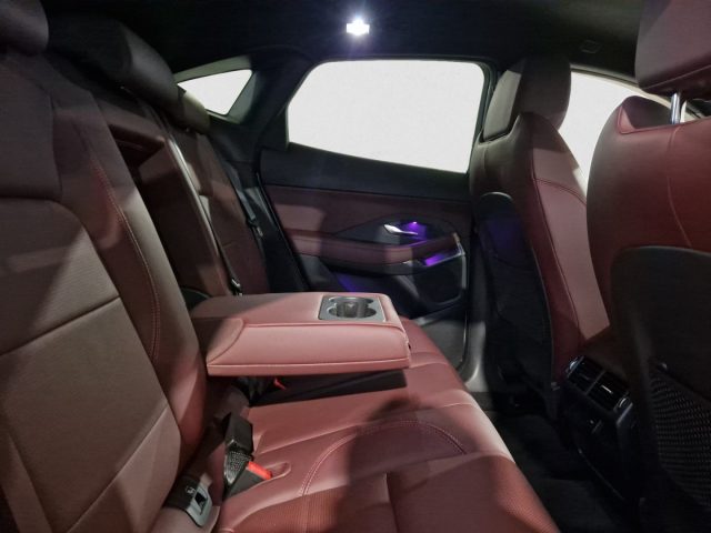 JAGUAR E-Pace usata, con Alzacristalli elettrici
