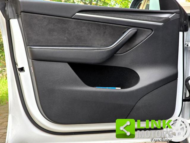 TESLA Model Y usata, con Touch screen