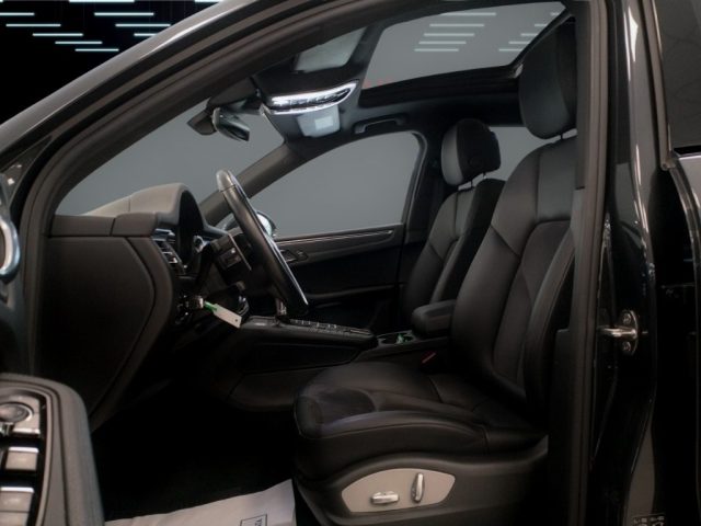 PORSCHE Macan usata 16