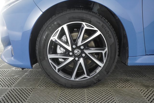 TOYOTA Yaris usata 7