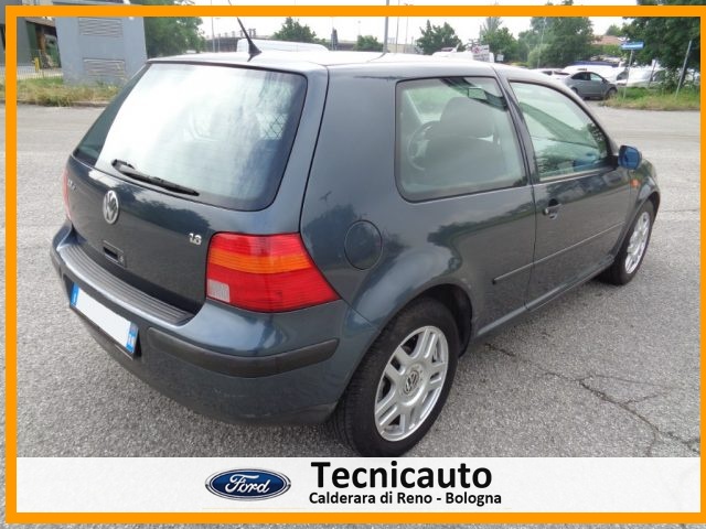 VOLKSWAGEN Golf usata, con Airbag