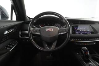 CADILLAC XT4 usata 11
