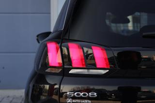 PEUGEOT 5008 usata, con Luci diurne LED