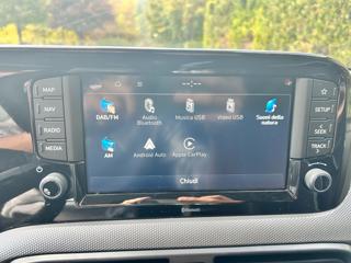 HYUNDAI i10 usata, con Volante in pelle