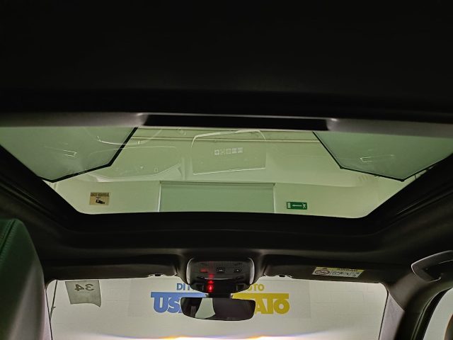 PEUGEOT 2008 usata, con Sensori di parcheggio anteriori
