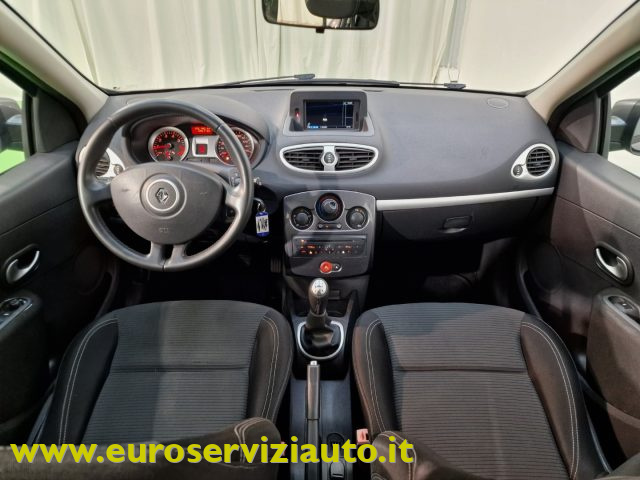 RENAULT Clio usata, con Specchietti laterali elettrici
