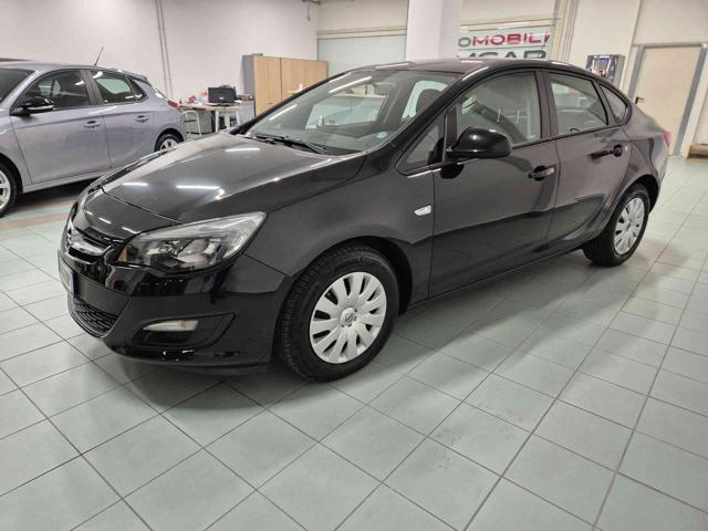 OPEL Astra usata, con Autoradio
