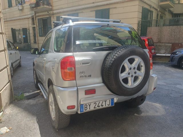 TOYOTA RAV 4 MY23 usata, con Autoradio