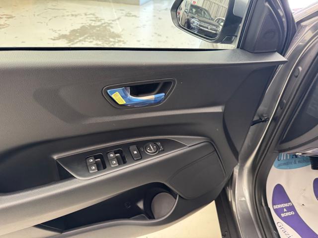 KIA Stonic usata, con Autoradio