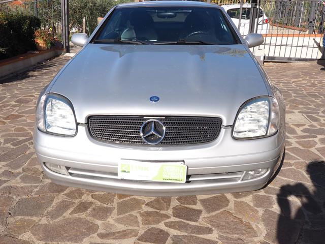 MERCEDES-BENZ SLK 200 usata, con Airbag