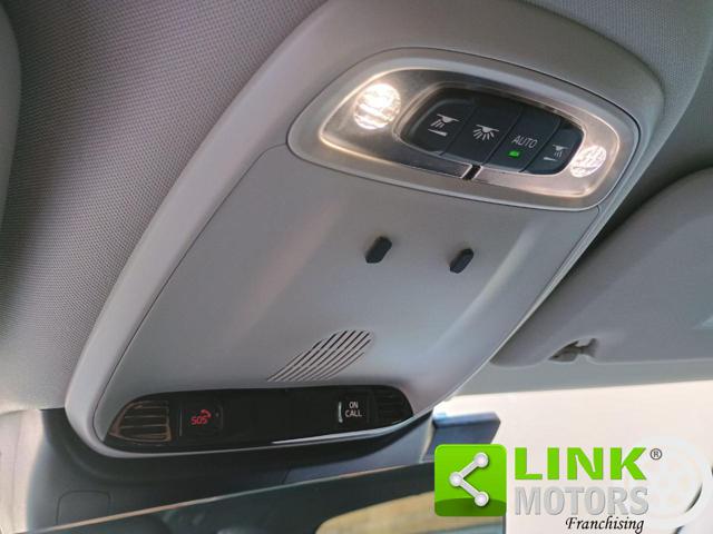 VOLVO V60 usata, con Touch screen