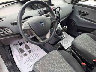 LANCIA Ypsilon usata, con ESP