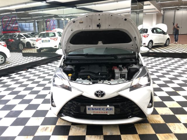 TOYOTA Yaris usata 17