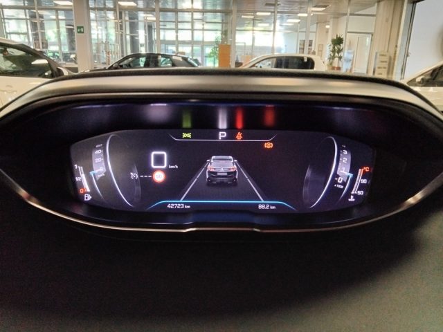 PEUGEOT 3008 usata 27