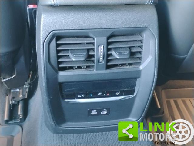 BMW 330 usata, con Bluetooth