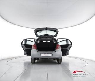 TOYOTA Yaris usata 6