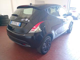 LANCIA Ypsilon usata, con Autoradio